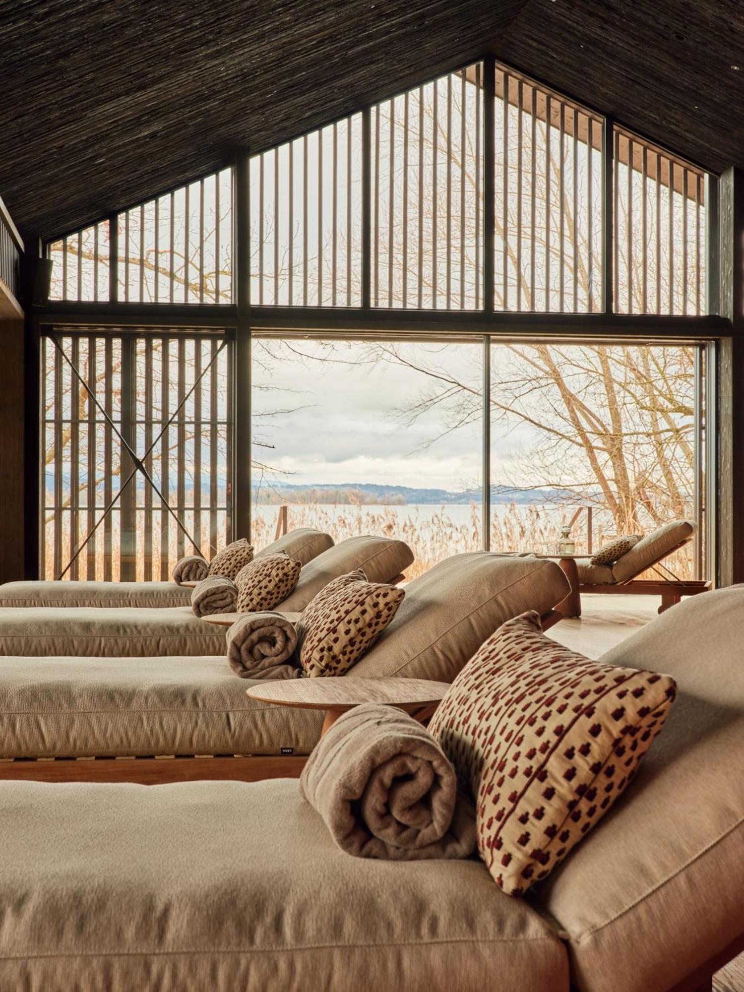 Chiemgauhof Lakeside Retreat Ubersee Exterior photo